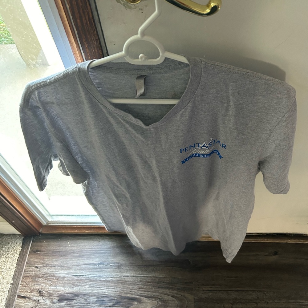 It is a men’s tee